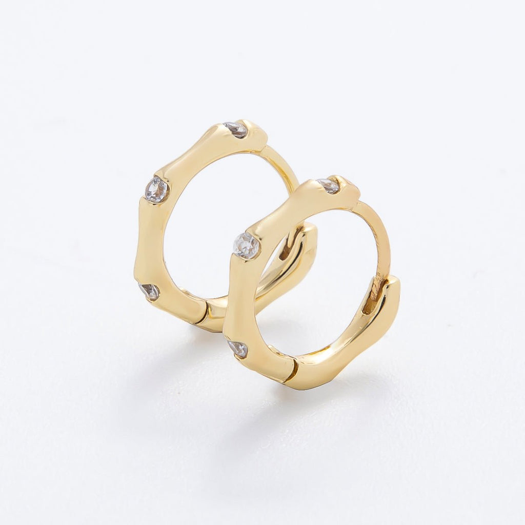 14K Gold Filled 13mm Clear CZ Dotted Wavy Molten Cartilage Huggie Earrings | AJ236
