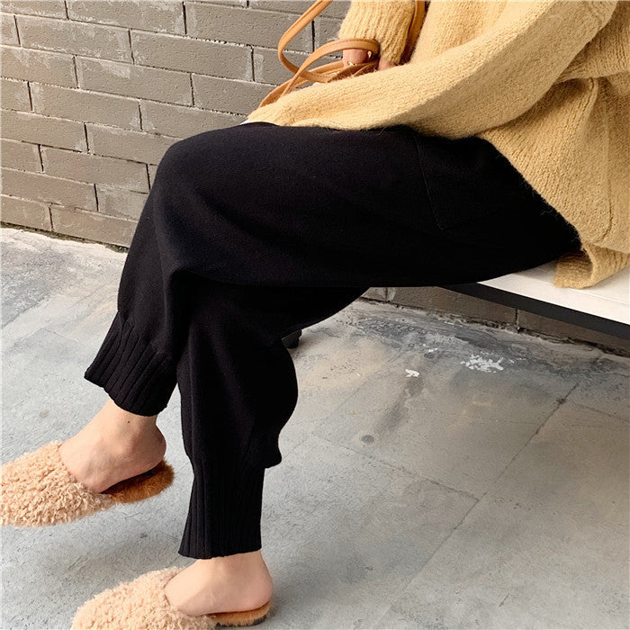 Plus-sized Wool Pants Women