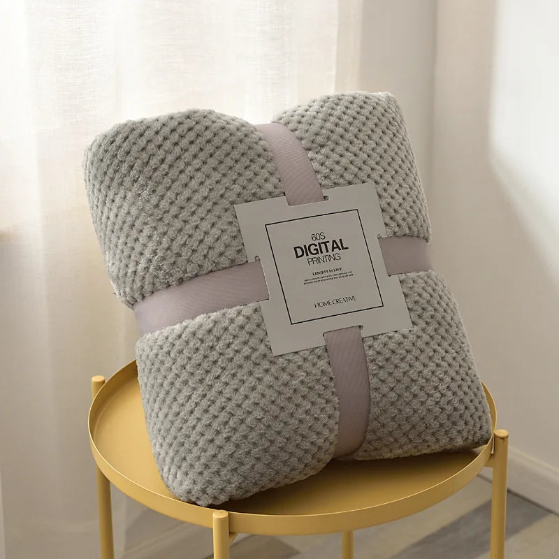 Throw Blanket Throw Size Fuzzy Throw Blanket for Couch Sofa Soft Warm Cozy Furry Decorative Thick Blankets Throws for Bed Couch
