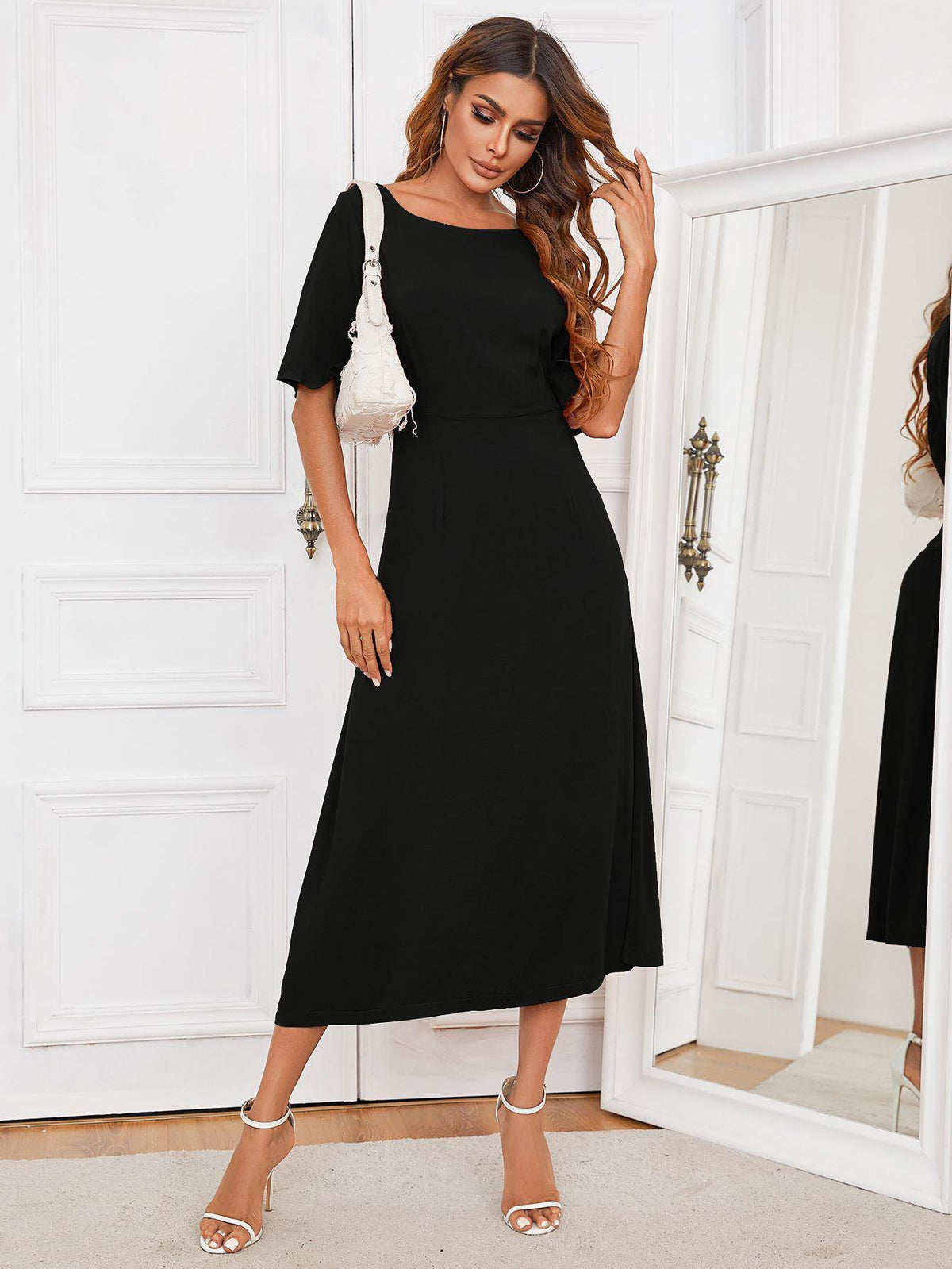 Chic Round Neck Cutout Half Sleeve Dress for Women