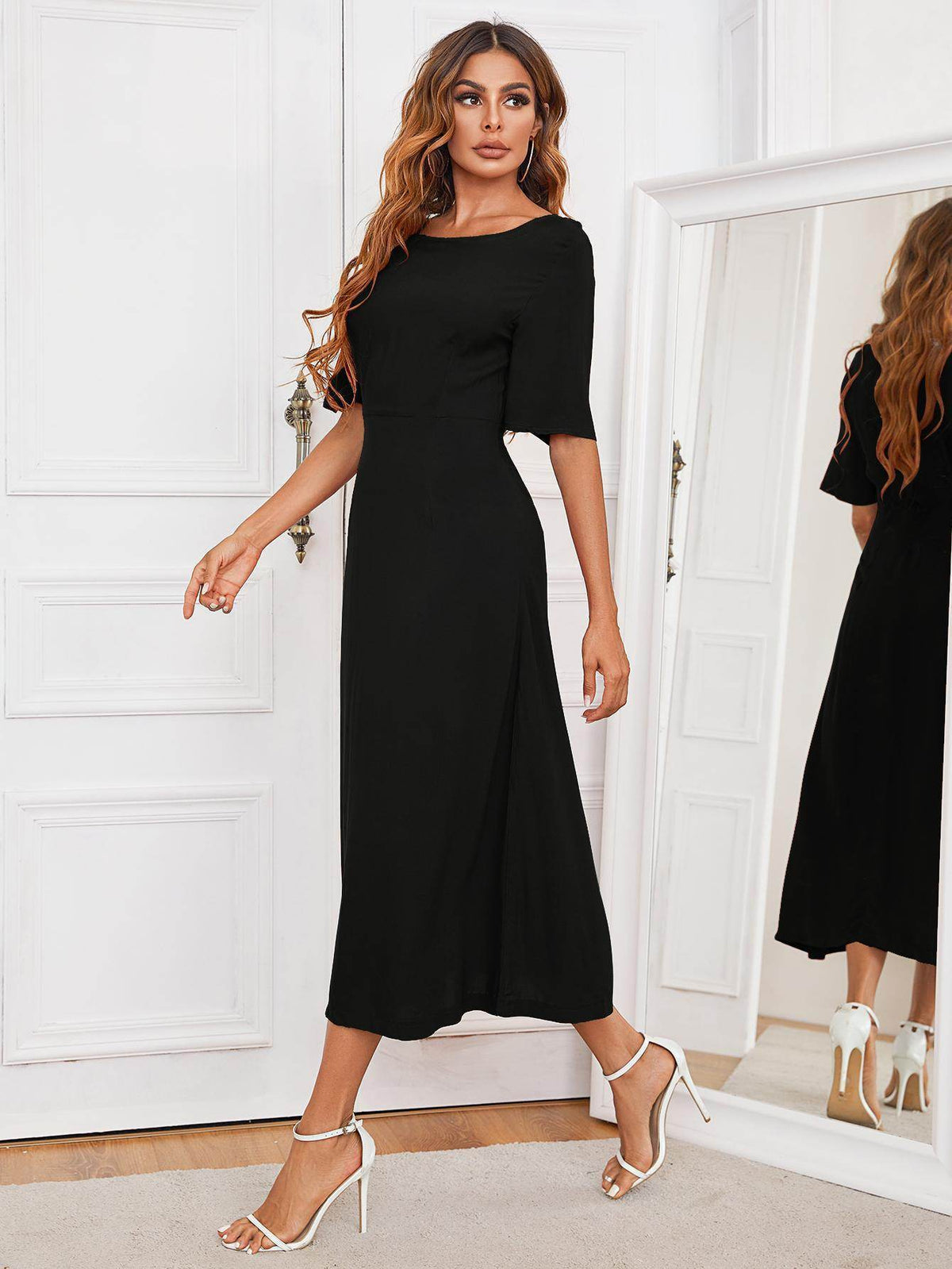 Chic Round Neck Cutout Half Sleeve Dress for Women